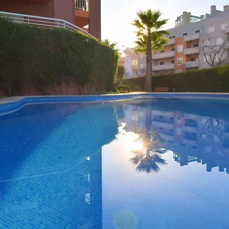 Pool View, 5 Min From The Beach *
